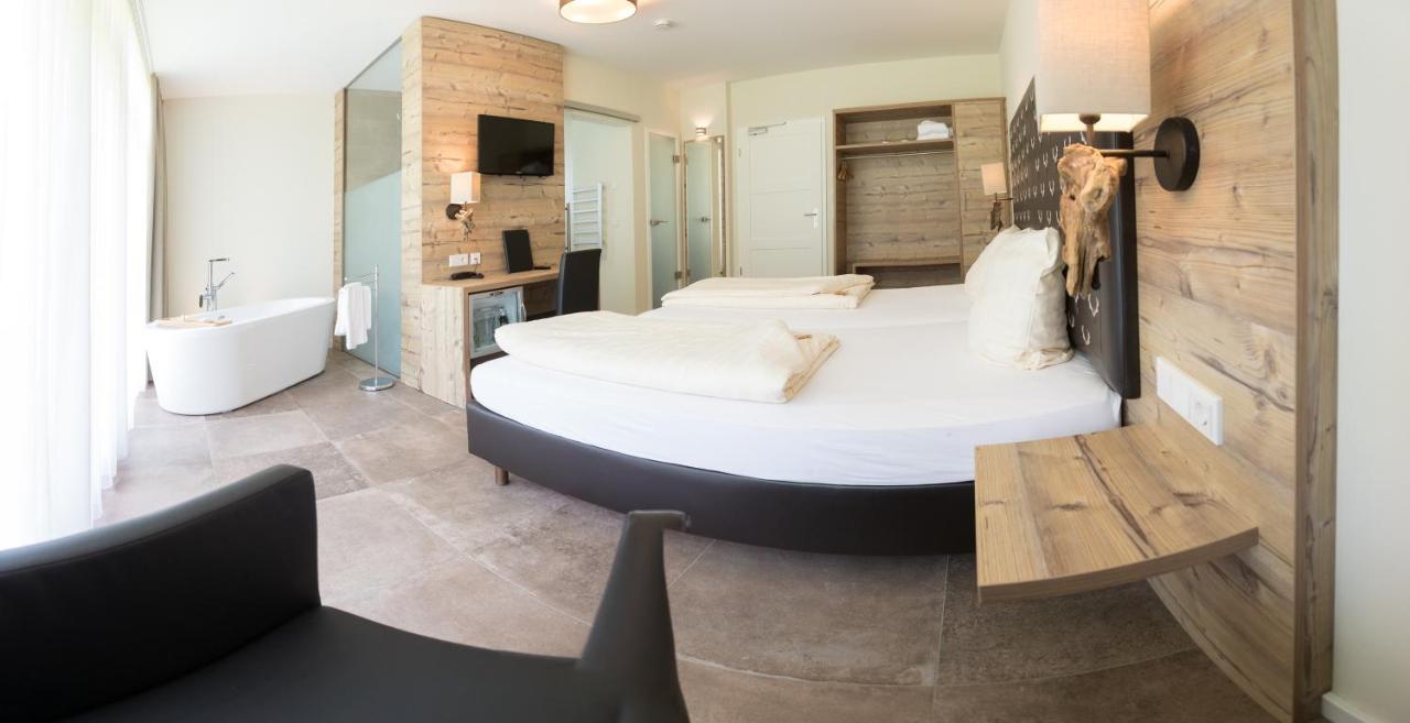 Landhotel Weihermuehle Thaleischweiler-Froschen Екстериор снимка