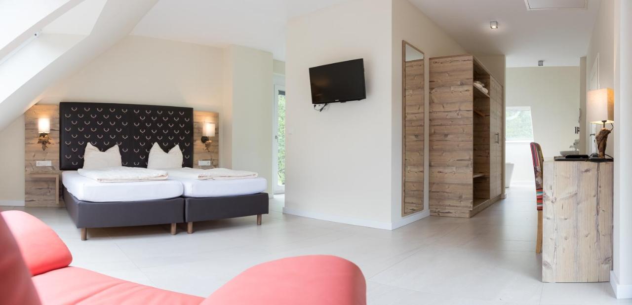 Landhotel Weihermuehle Thaleischweiler-Froschen Екстериор снимка
