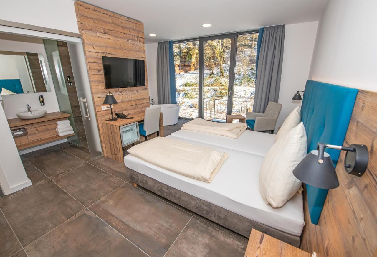 Landhotel Weihermuehle Thaleischweiler-Froschen Екстериор снимка